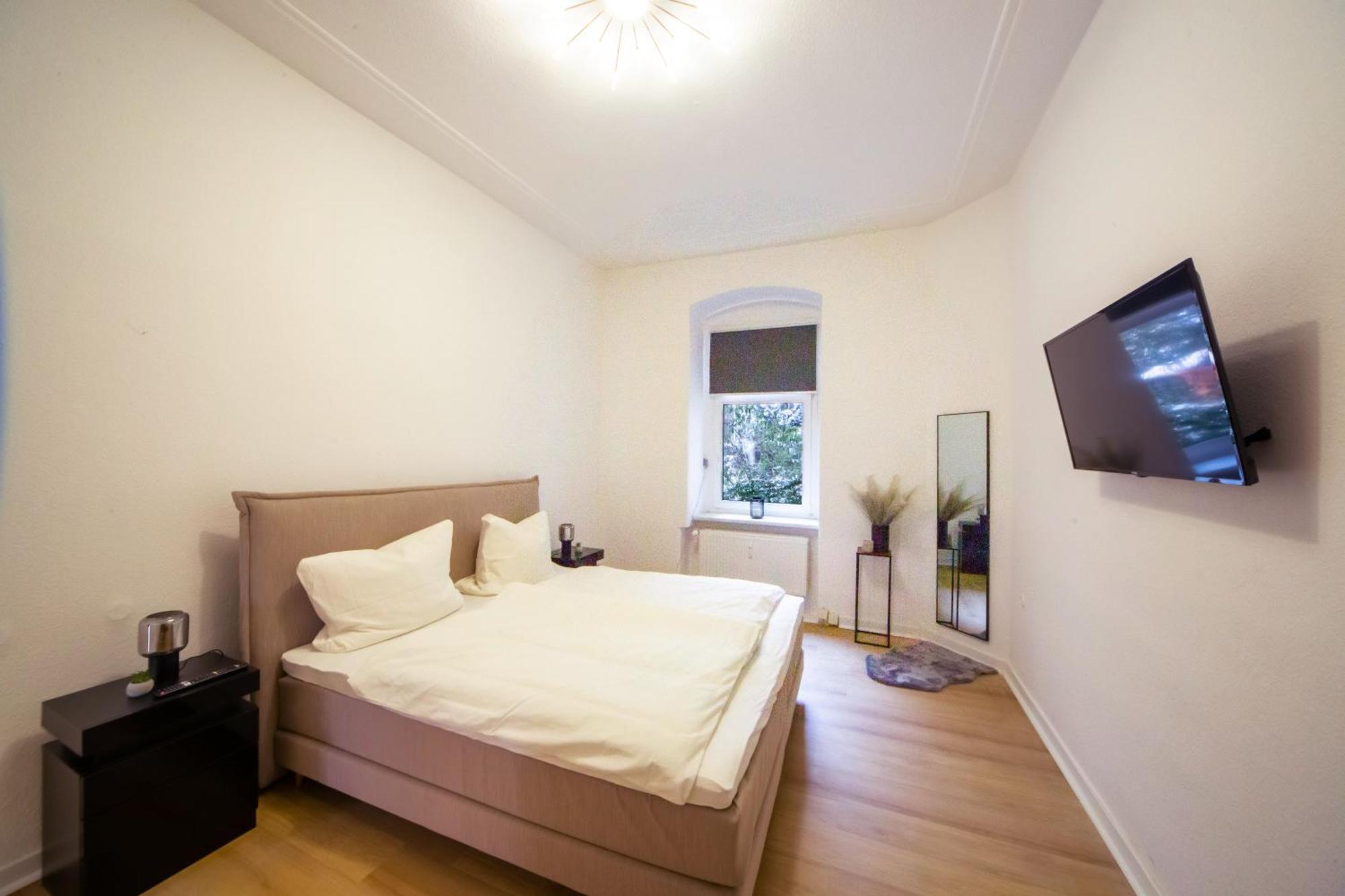 Massagesessel, King-sized Bed, Billardtisch, 2 Couches Appartamento *